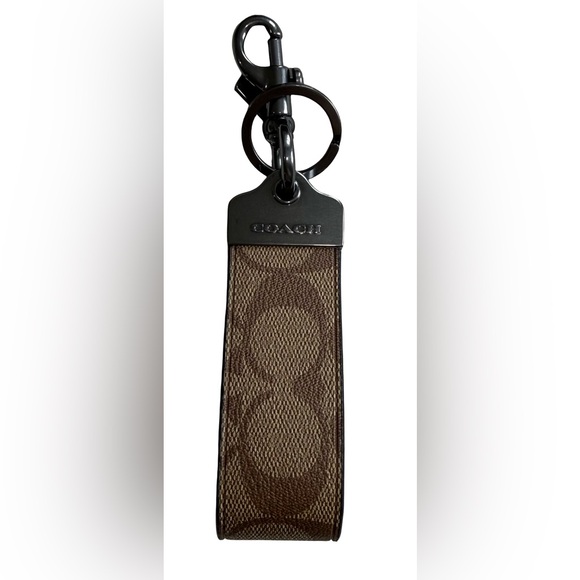 Coach Accessories - NWOT Coach Loop Key Fob in Signature Canvas